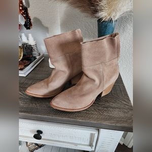 Matisse Shamus Distressed Suede Ankle Boots